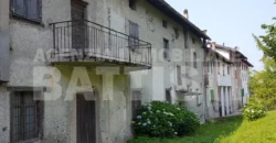 PREGIATO EDIFICIO STORICO CON RUSTICO E GIARDINO