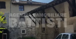 PREGIATO EDIFICIO STORICO CON RUSTICO E GIARDINO