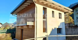 AMPIO EDIFICIO CON DUE ALLOGGI