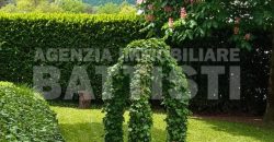 VILLA INDIPENDENTE CON GIARDINO