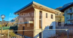 AMPIO EDIFICIO CON DUE ALLOGGI