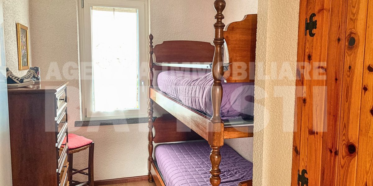VILLA INDIPENDENTE CON GIARDINO