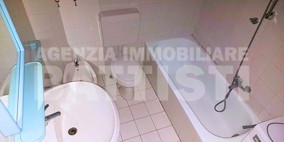 ALLOGGIO CON TERRAZZO