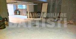 AMPIO EDIFICIO CON DUE ALLOGGI