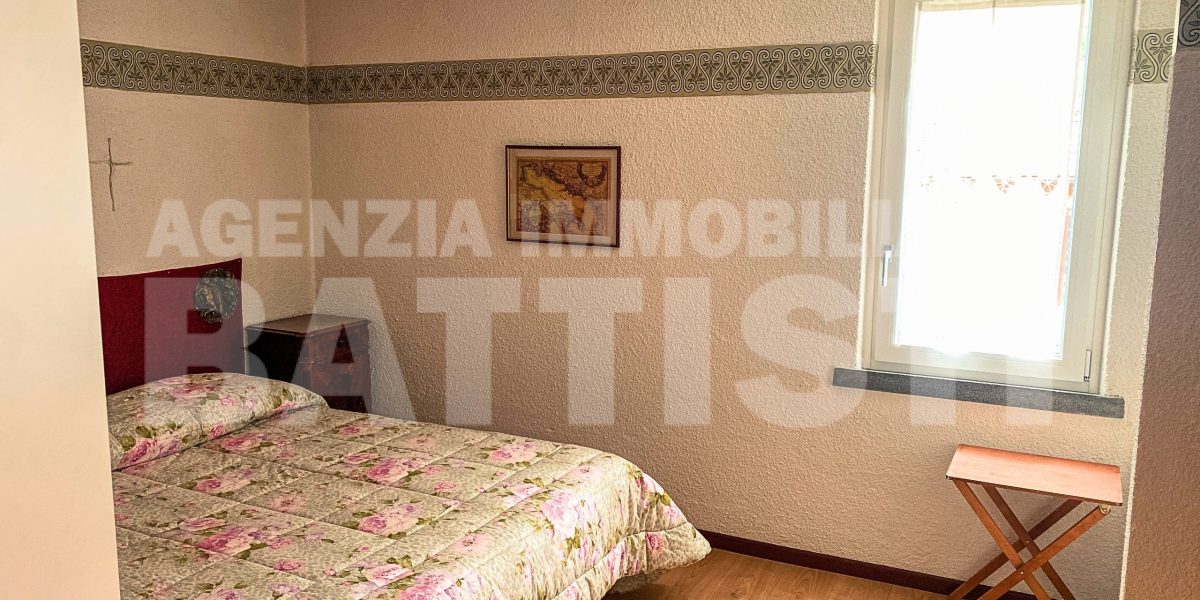 VILLA INDIPENDENTE CON GIARDINO