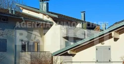 ALLOGGIO CON PRESTIGIOSE FINITURE