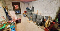 MASO CON DUE APPARTAMENTI