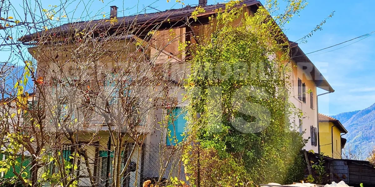 CASA DI TESTA CON DUE ALLOGGI