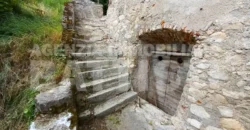 PORZIONE DI CASA con terreno di mq 700