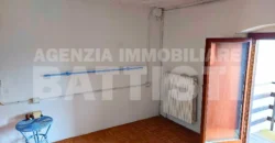 EDIFICIO SU TRE LIVELLI