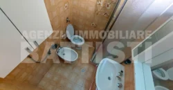 PORZIONE CON DUE APPARTAMENTI