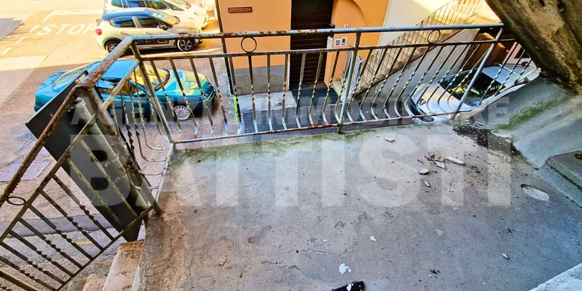 PORZIONE IN CENTRO CON DUE ALLOGGI