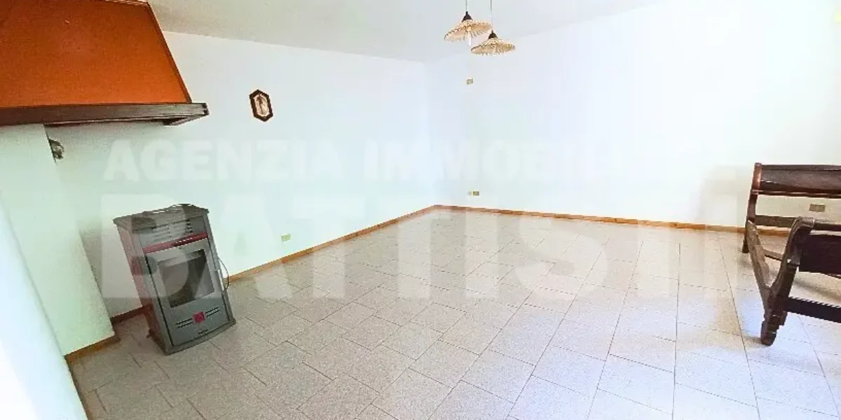AMPIO MASO CON TERRENO