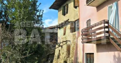 AMPIA PORZIONE DI CASA CON BEL PANORAMA
