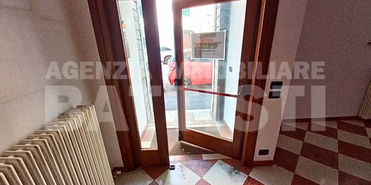 UFFICIO/NEGOZIO IN POSIZIONE CENTRALE