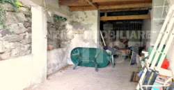 PORZIONE DI CASA CON ORTO E CORTILE PRIVATO