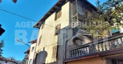PORZIONE IN CENTRO