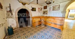 PORZIONE TERRA-TETTO