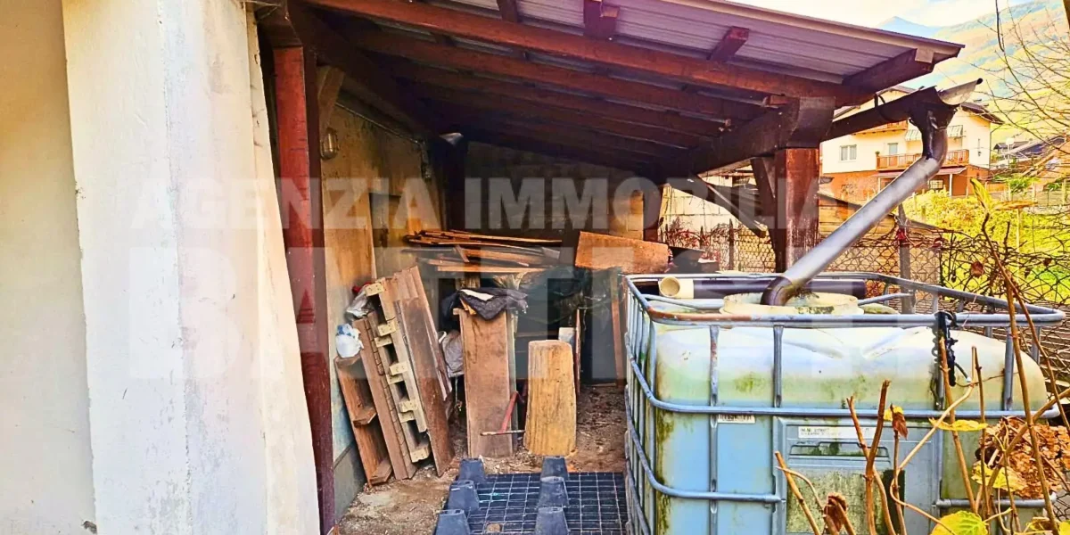 CASA DI TESTA CON DUE ALLOGGI