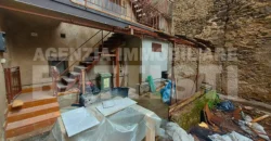 PORZIONE CON DUE APPARTAMENTI