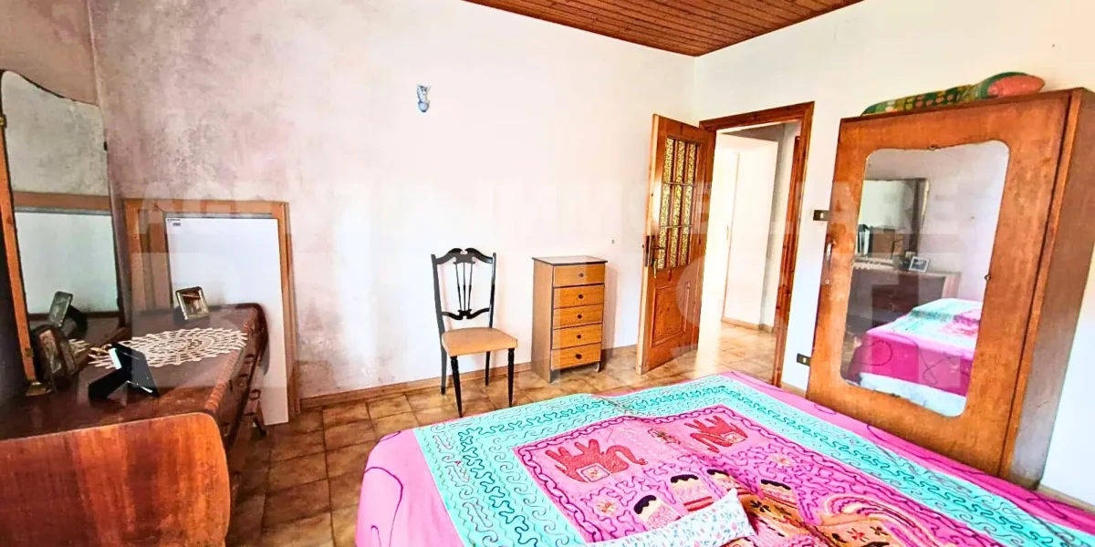 CASA DI TESTA CON DUE ALLOGGI
