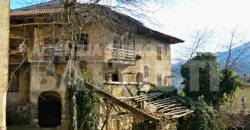 AMPIA PORZIONE DI CASA CON BEL PANORAMA