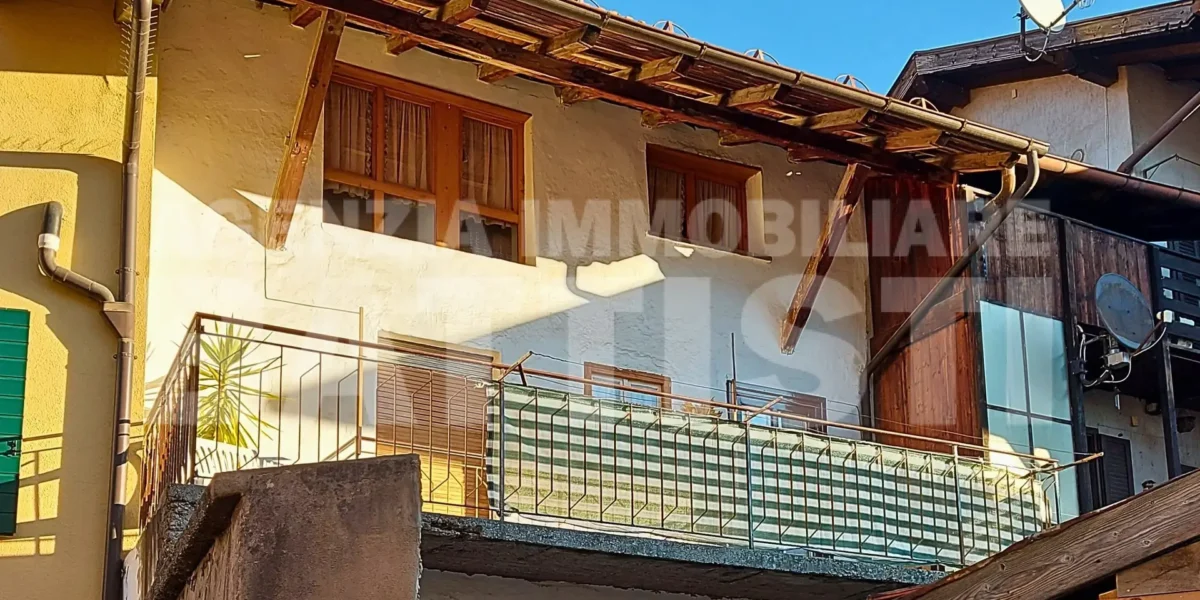 VIGOLO VATTARO PORZIONE DI CASA