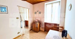 CASA DI TESTA CON DUE ALLOGGI