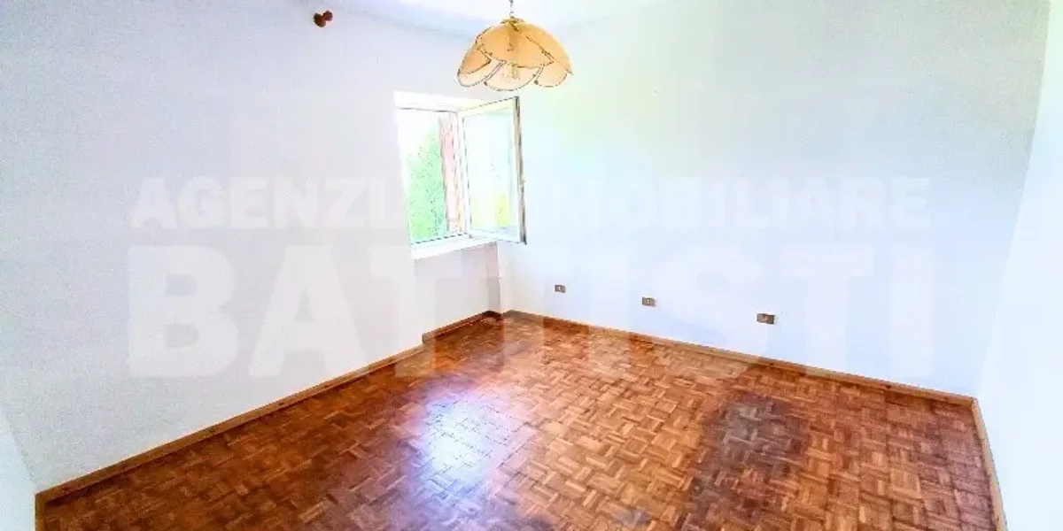 PORZIONE DI MASO CON TERRENO