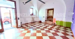 UFFICIO/NEGOZIO IN POSIZIONE CENTRALE