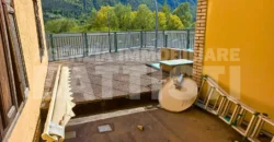 PORZIONE DI CASA DA RISTRUTTURARE CON GIARDINO