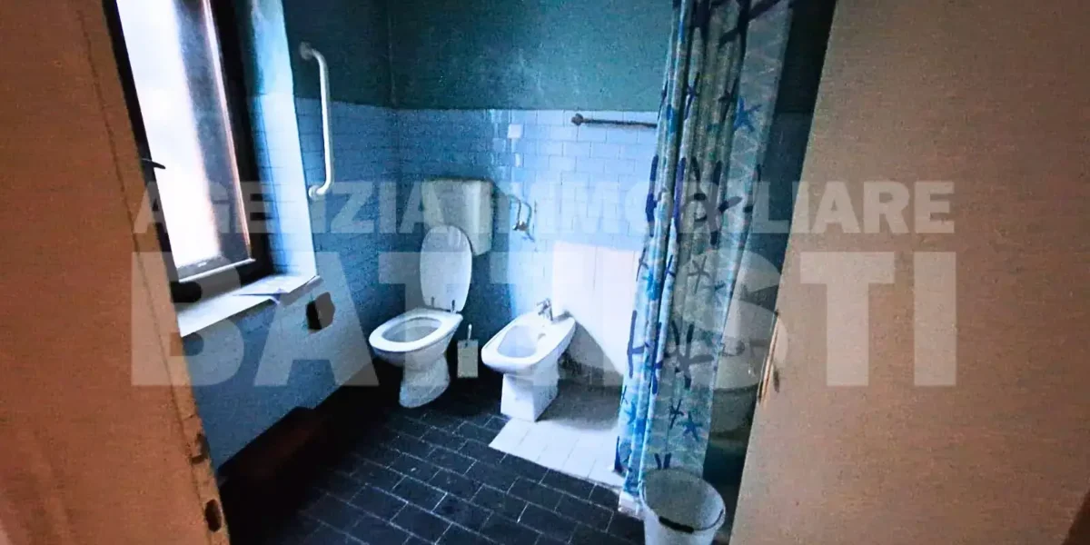 PORZIONE IN CENTRO CON DUE ALLOGGI