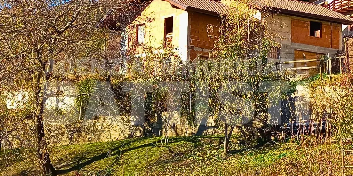 CASA INDIPENDENTE ALLO STATO GREZZO