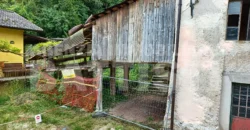 PORZIONE DI CASA con terreno di mq 700