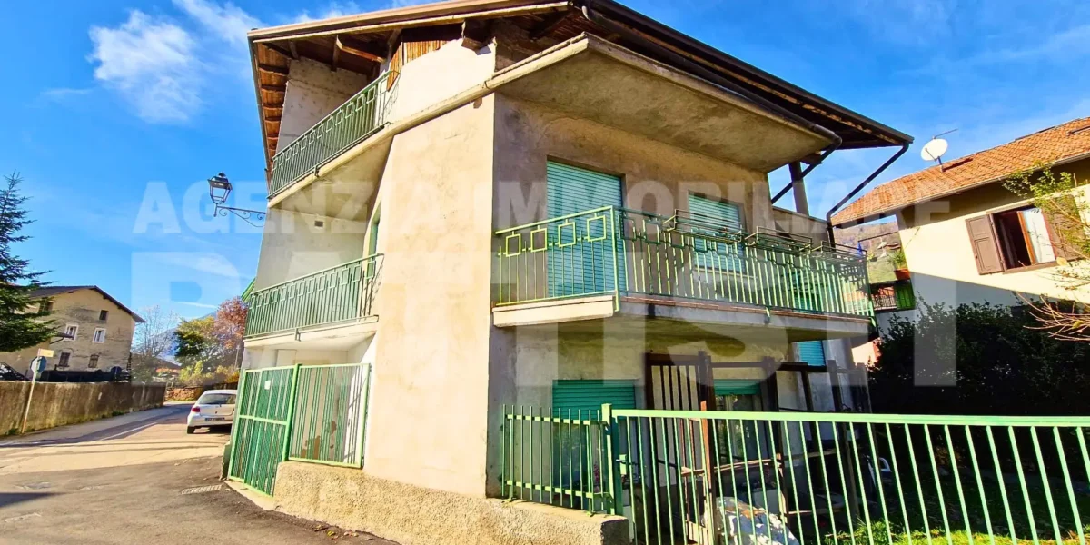 CASA DI TESTA CON DUE ALLOGGI
