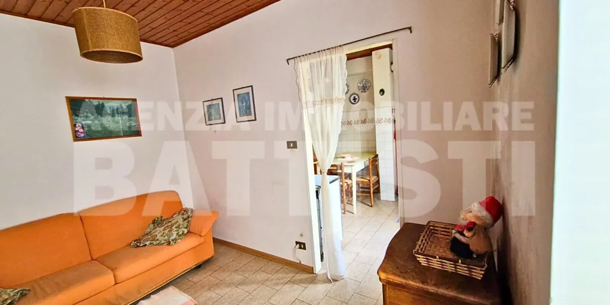CASA DI TESTA CON DUE ALLOGGI