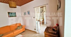 CASA DI TESTA CON DUE ALLOGGI