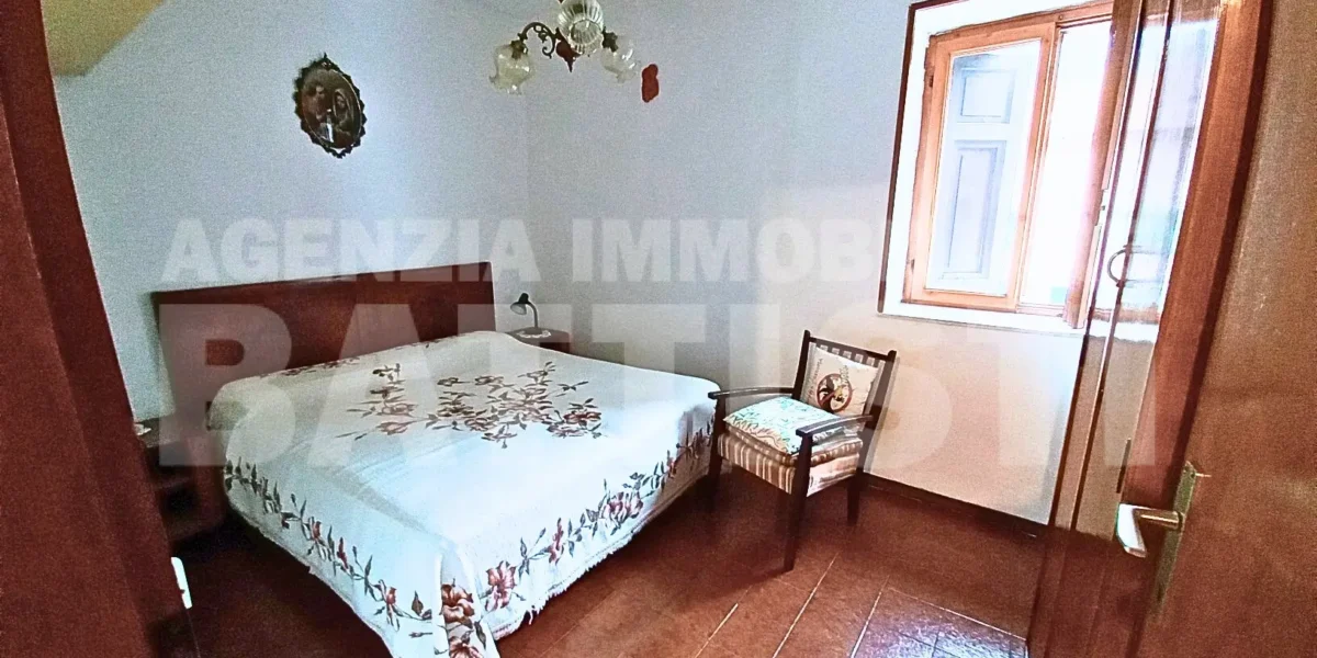 APPARTAMENTO CON TRE CAMERE IN CENTRO