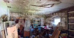 PORZIONE DI MASO CON TERRENO