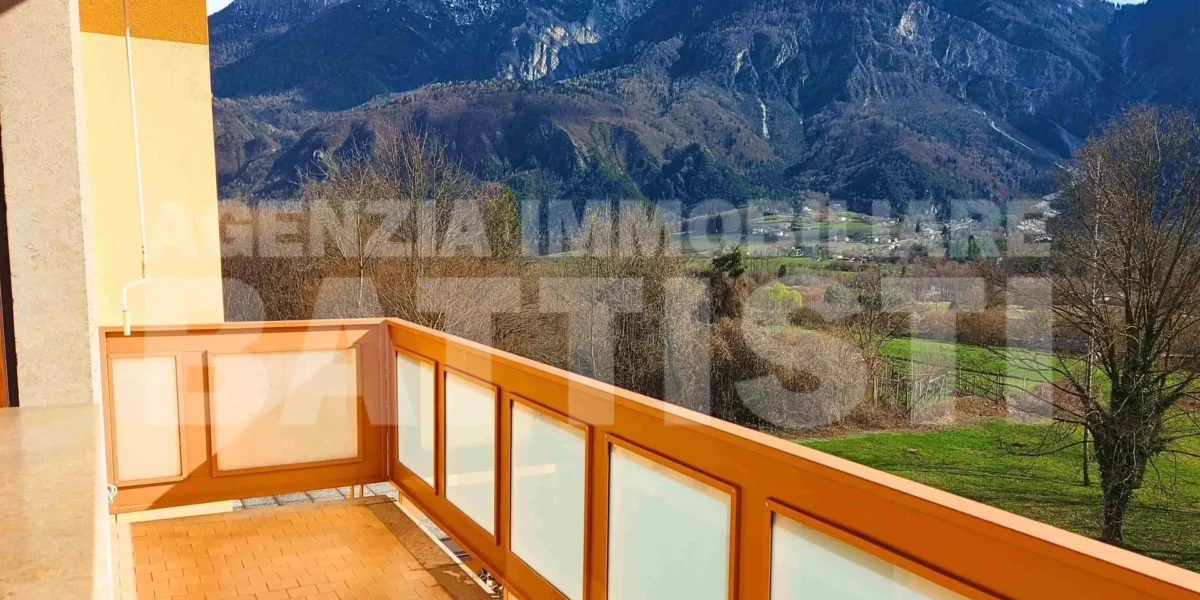 AMPIO E LUMINOSO ALLOGGIO CON TRE CAMERE