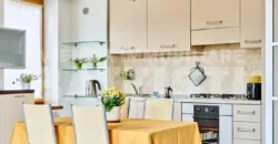 DUPLEX IN CENTRO
