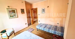 CASA DI TESTA CON DUE ALLOGGI