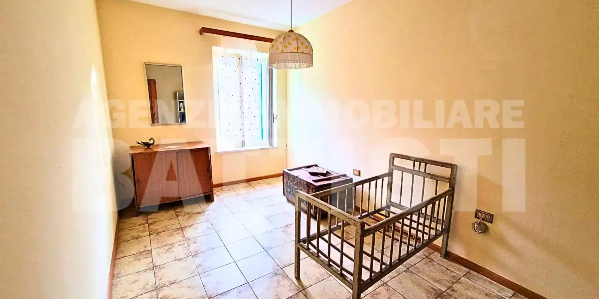 CASA DI TESTA CON DUE ALLOGGI