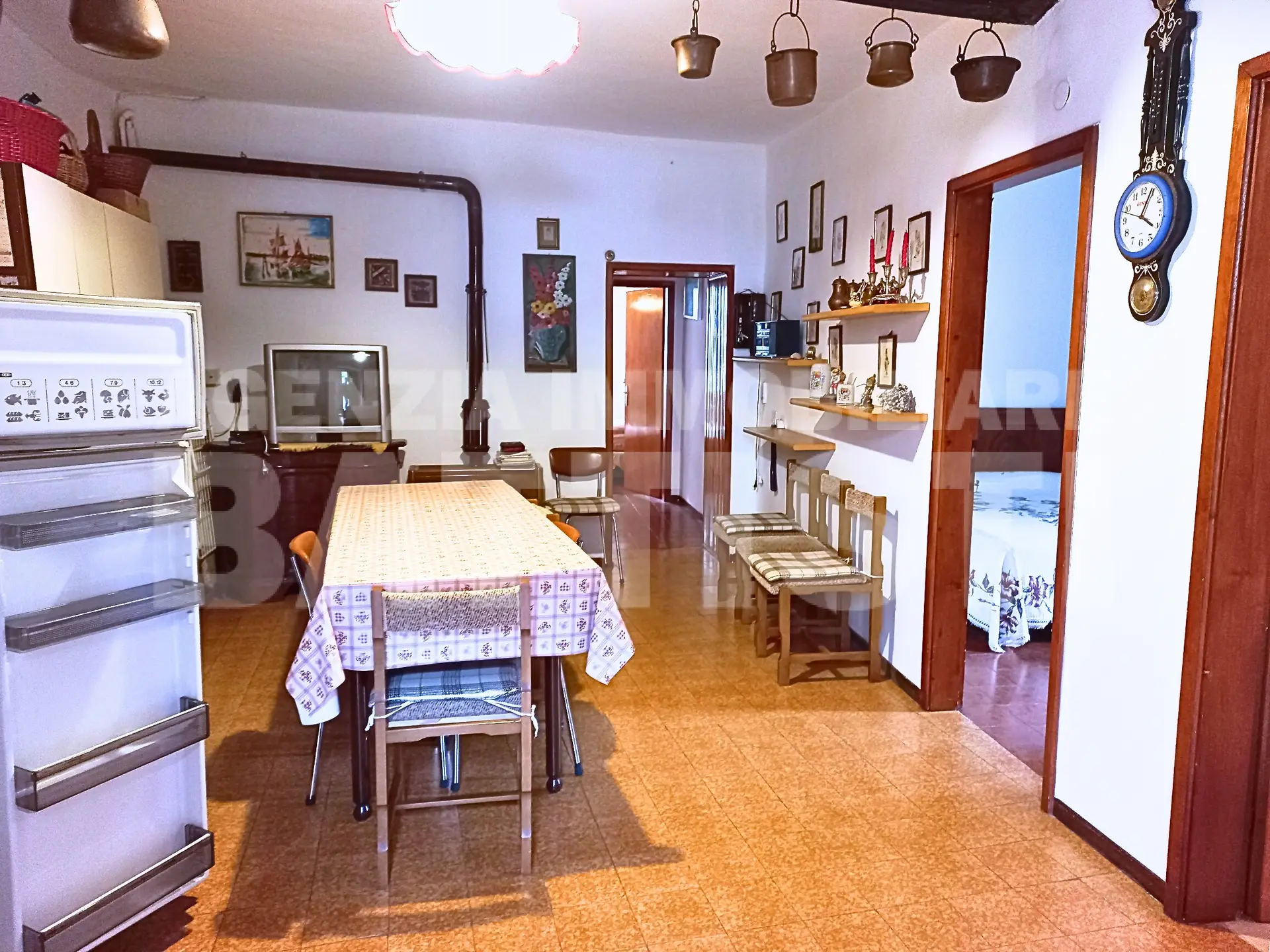 APPARTAMENTO CON TRE CAMERE IN CENTRO