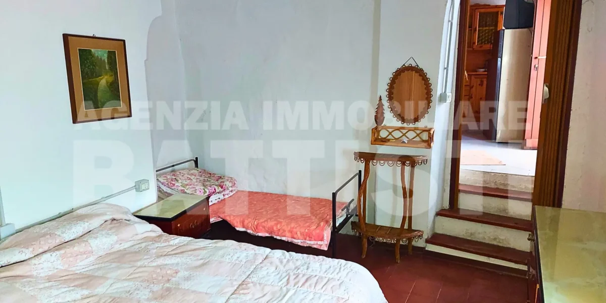 EDIFICIO SU TRE LIVELLI