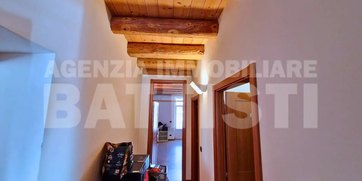 UFFICIO/APPARTAMENTO IN CENTRO
