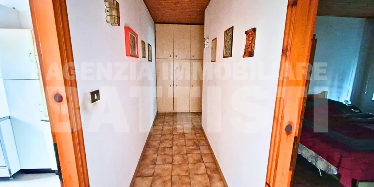 CASA DI TESTA CON DUE ALLOGGI