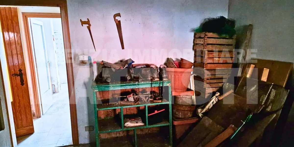 CASA DI TESTA CON DUE ALLOGGI
