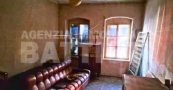 PORZIONE IN CENTRO CON DUE ALLOGGI