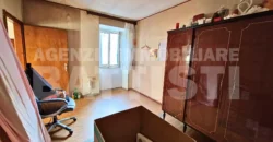 PORZIONE CON CORTILE E ORTO